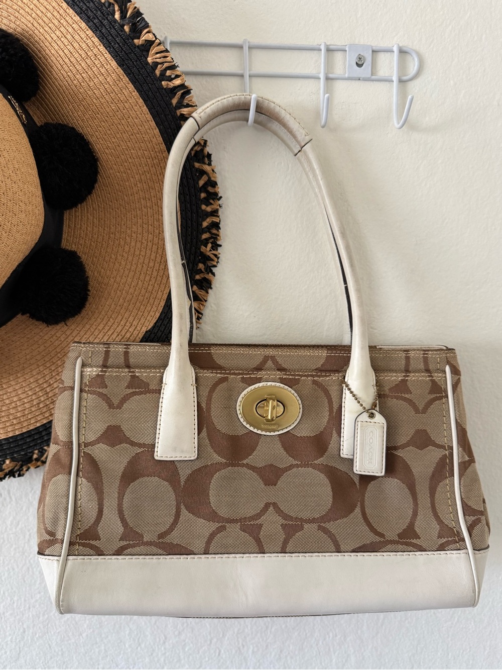 Coach Hamptons Madeline Signature C Monogram Tote Y2K Shoulder Bag Leather Trim